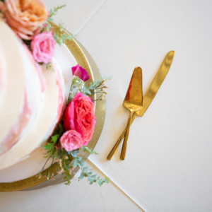 Gold Cake Serving Set