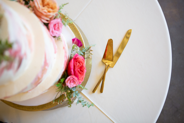 Gold Cake Serving Set